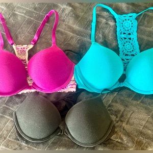 Victoria’s Secret Bras Set of 3 34B